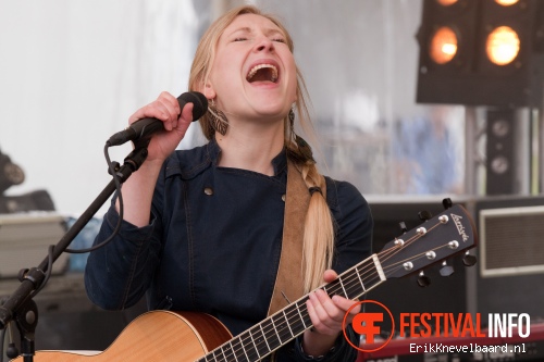 Yori Swart op Bevrijdingsfestival Overijssel 2012 foto