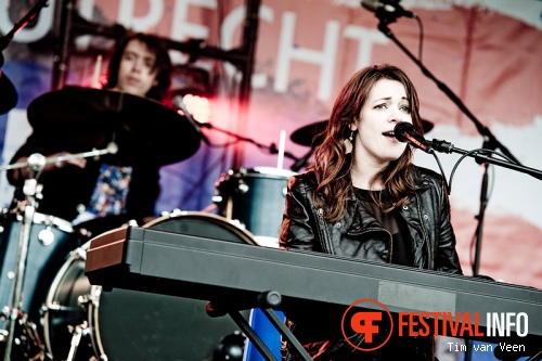 Rachèl Louise op Bevrijdingsfestival Utrecht foto