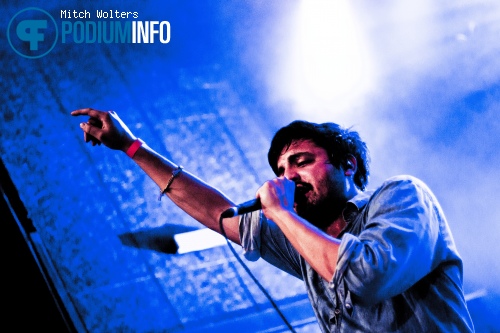 Young the Giant op Young The Giant - 10/5 - Tivoli foto