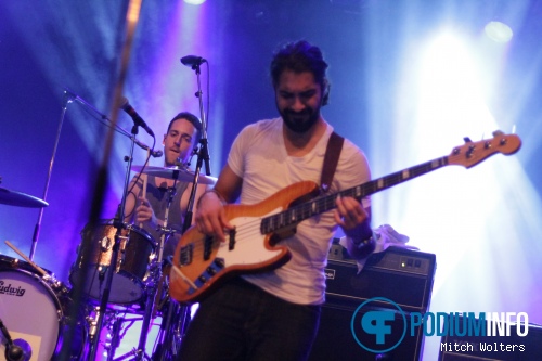 Young the Giant op Young The Giant - 10/5 - Tivoli foto