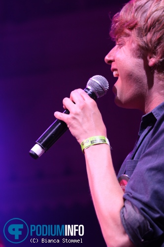 Wouter Hamel op Dox Family Night: Dox Records 15 jaar - 11/5 - Paradiso foto