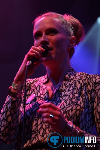 Roos Jonker op Dox Family Night: Dox Records 15 jaar - 11/5 - Paradiso foto