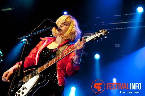 Bettie Serveert op Dauwpop 2012 foto