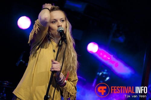 Stefany June op Dauwpop 2012 foto