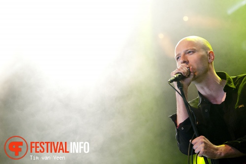 Sivert Høyem op Dauwpop 2012 foto