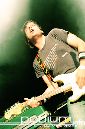 LEFT op Wolfmother - 27 juni - Melkweg foto