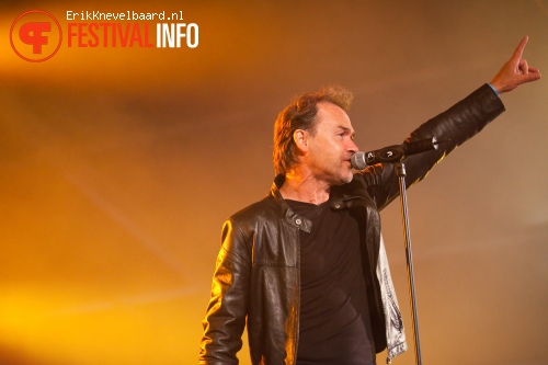 Foto Ex Simple Minds op Oerrock 2012
