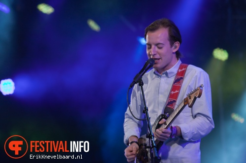 Bombay Bicycle Club op Pinkpop 2012 - Zondag foto