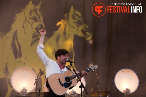 Mumford and Sons op Pinkpop 2012 - Maandag foto