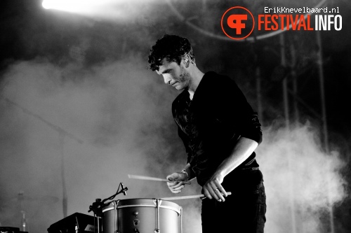 Miike Snow op Pinkpop 2012 - Maandag foto