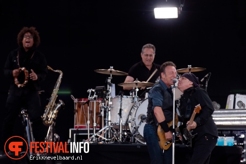 Bruce Springsteen op Pinkpop 2012 - Maandag foto