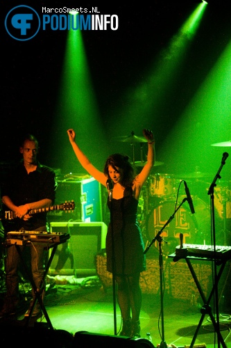 Snoeck op Club 3voor12 Eindhoven - 2/6 - Effenaar foto