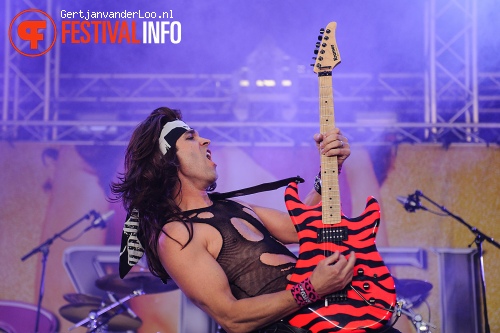 Steel Panther op Fortarock 2012 foto