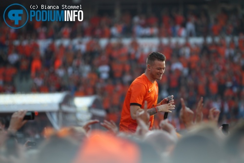 Gers Pardoel op Guus Meeuwis - 17/6 - Philips Stadion foto