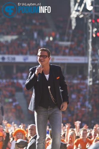 Guus Meeuwis op Guus Meeuwis - 17/6 - Philips Stadion foto