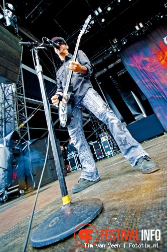 Godsmack op Graspop Metal Meeting 2012 foto