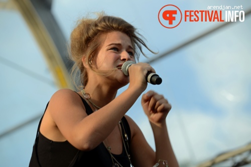 Selah Sue op Rockin Park 2012 foto