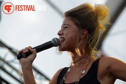 Selah Sue op Rockin Park 2012 foto