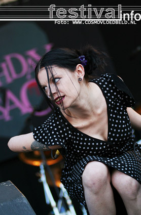 The Birthday Massacre op Dour 2006 foto