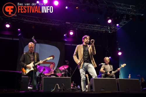 Kenny Wayne Shepherd op Bospop 2012 foto