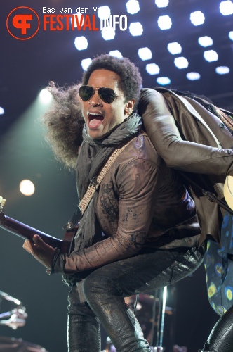 Lenny Kravitz op Bospop 2012 foto