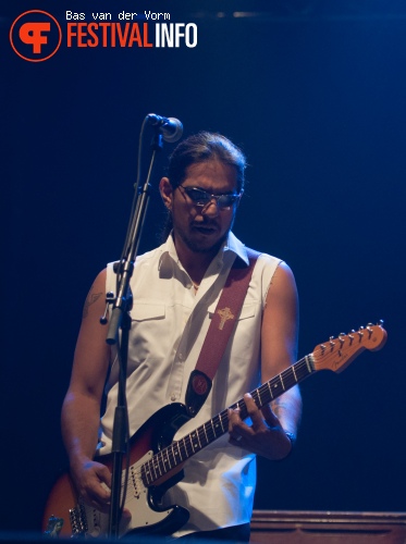 Los Lonely Boys op Bospop 2012 foto