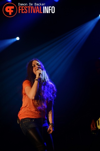 Alanis Morissette op Rock Zottegem 2012 foto