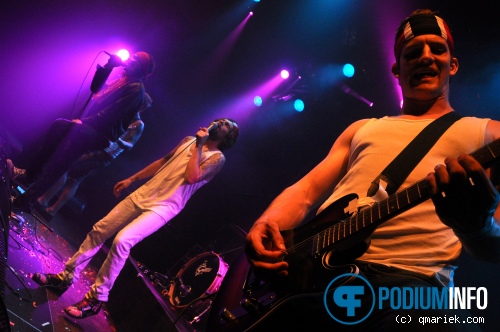 The Hot Stewards op The Hot Stewards - 07/07 - Atak foto