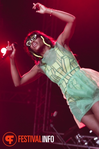 Santigold op Lowlands 2012 - dag 2 foto