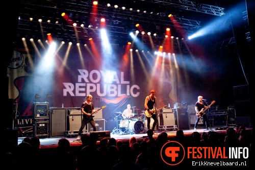 Royal Republic op Social Distortion - 19/8 - 013 foto