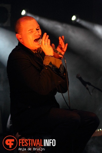 Gavin Friday op Waterpop 2012 foto