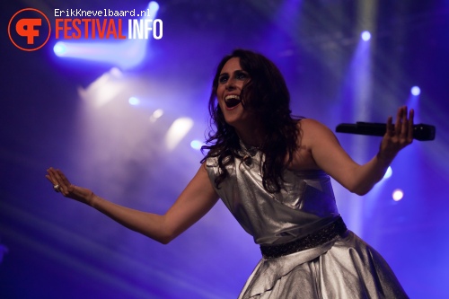 Within Temptation op Appelpop 2012 foto