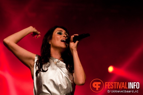 Within Temptation op Appelpop 2012 foto