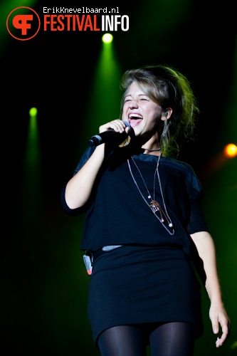 Selah Sue op Appelpop 2012 foto