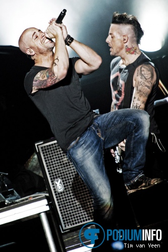 Daughtry op Nickelback - 9/9 - Heineken Music Hall foto
