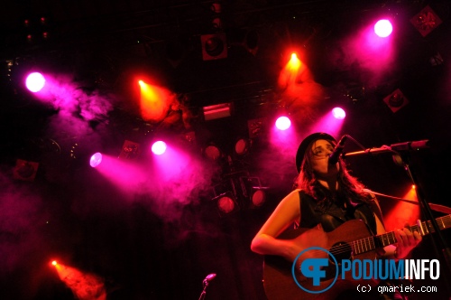 Lelia Broussard op Greg Holden - 15/09 - Metropool foto