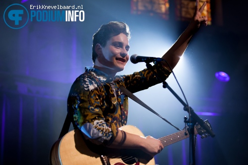 Douwe Bob op De Beste Singer-Songwriter van Nederland - 11/10 - Paradiso foto