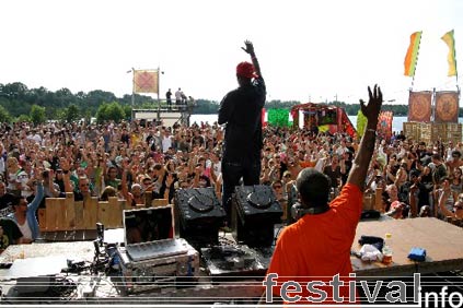 DJ Jazzy Jeff op Solar Weekend 2006 foto