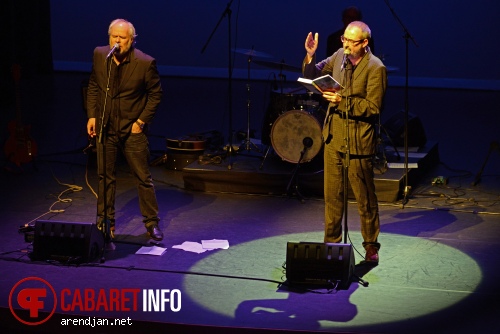 Ronald Giphart op Nico Dijkshoorn & Ronald Giphart - 26/10 - Leidse Schouwburg foto