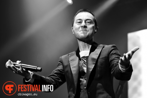 Serdar Ortac op Serdar Ortaç - 3/11 - Ahoy foto
