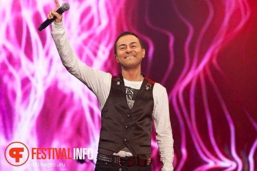 Serdar Ortac op Serdar Ortaç - 3/11 - Ahoy foto