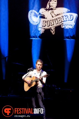 Matt Corby op Songbird Festival 2012 foto