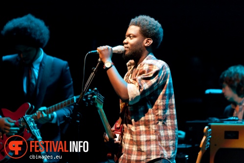 Michael Kiwanuka op Songbird Festival 2012 foto