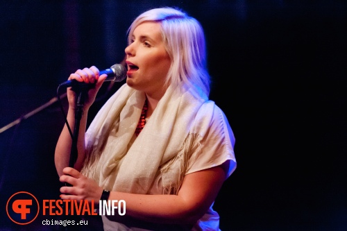 Foto Nina June op Songbird Festival 2012