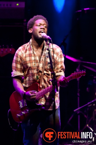 Michael Kiwanuka op Songbird Festival 2012 foto