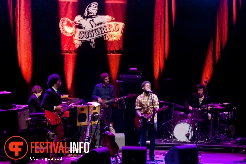 Foto Michael Kiwanuka op Songbird Festival 2012