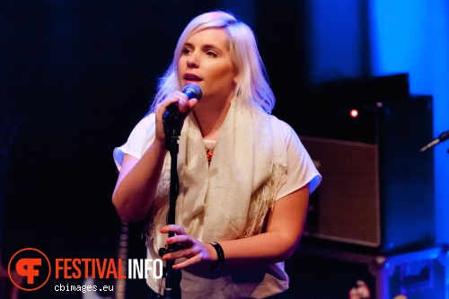 Foto Nina June op Songbird Festival 2012
