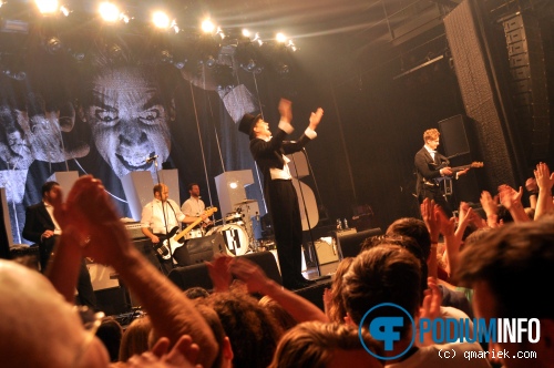 The Hives op The Hives - 28/11 - Melkweg foto