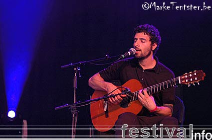 José González op Pukkelpop 2006 foto