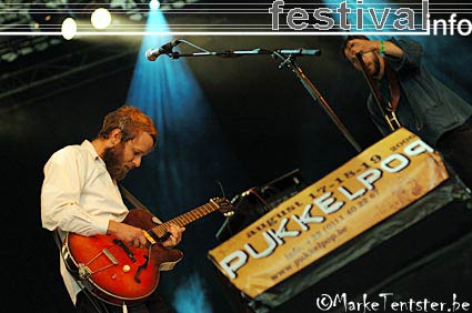 Archie Bronson Outfit op Pukkelpop 2006 foto